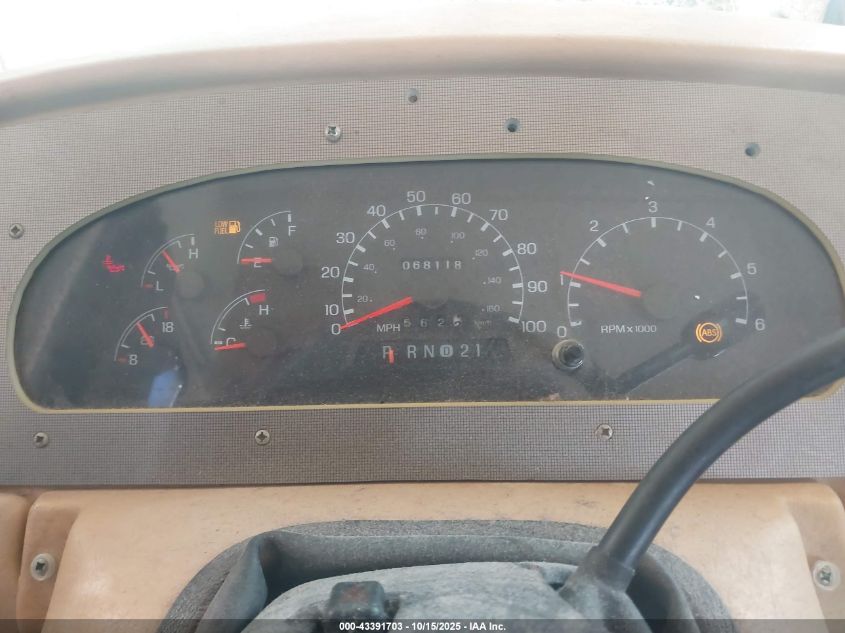 2000 Ford F550 Super Duty Stripped Chass VIN: 1FCLF53SXY0A11668 Lot: 43391703