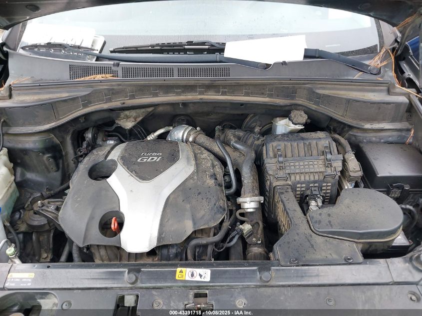 2013 Hyundai Santa Fe Sport 2.0T VIN: 5XYZUDLA8DG044805 Lot: 43391718