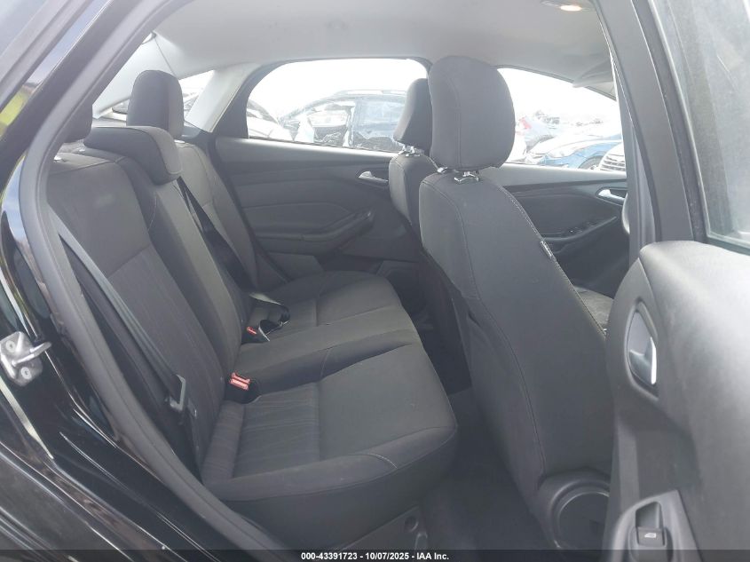 2017 Ford Focus Se VIN: 1FADP3F29HL240221 Lot: 43391723