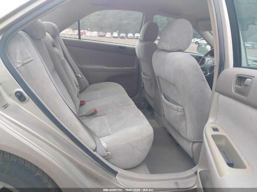 2004 Toyota Camry Le V6 VIN: 4T1BF32K94U579328 Lot: 43391751