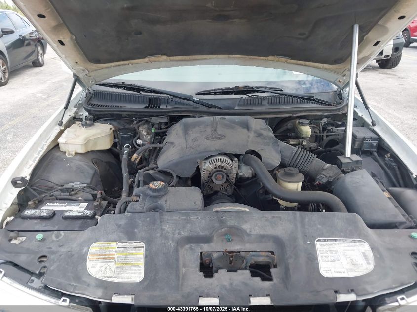 1999 Lincoln Town Car Signature VIN: 1LNHM82W9XY699661 Lot: 43391765