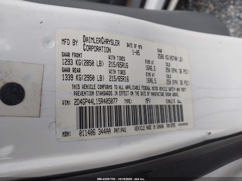 2005 Dodge Grand Caravan Sxt VIN: 2D4GP44L15R405077 Lot: 43391793