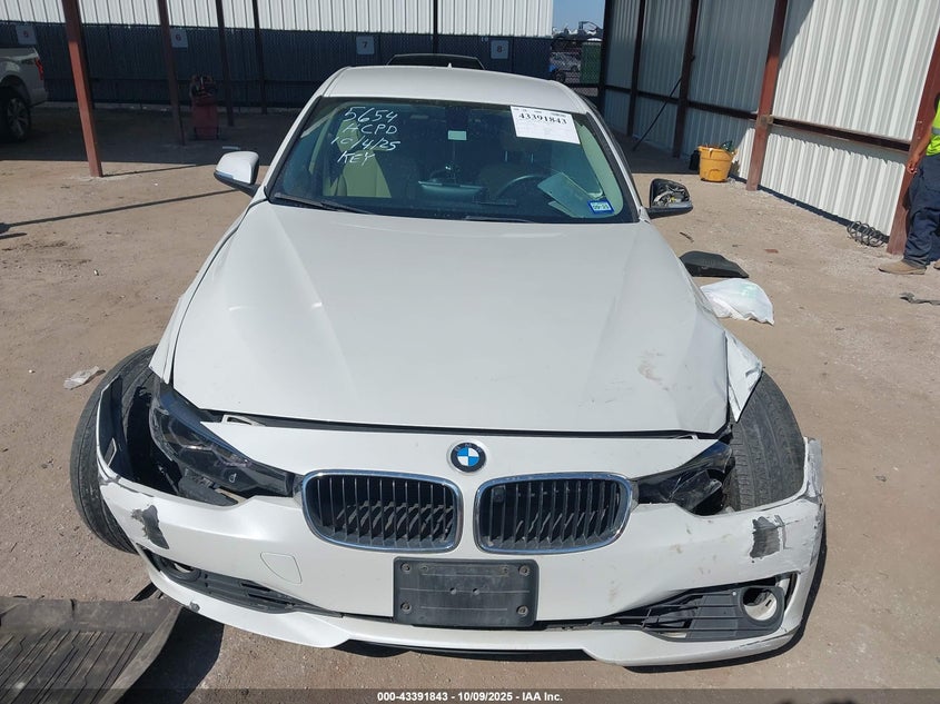 WBA3A5C56DF360016 2013 BMW 3ER photo no. 12