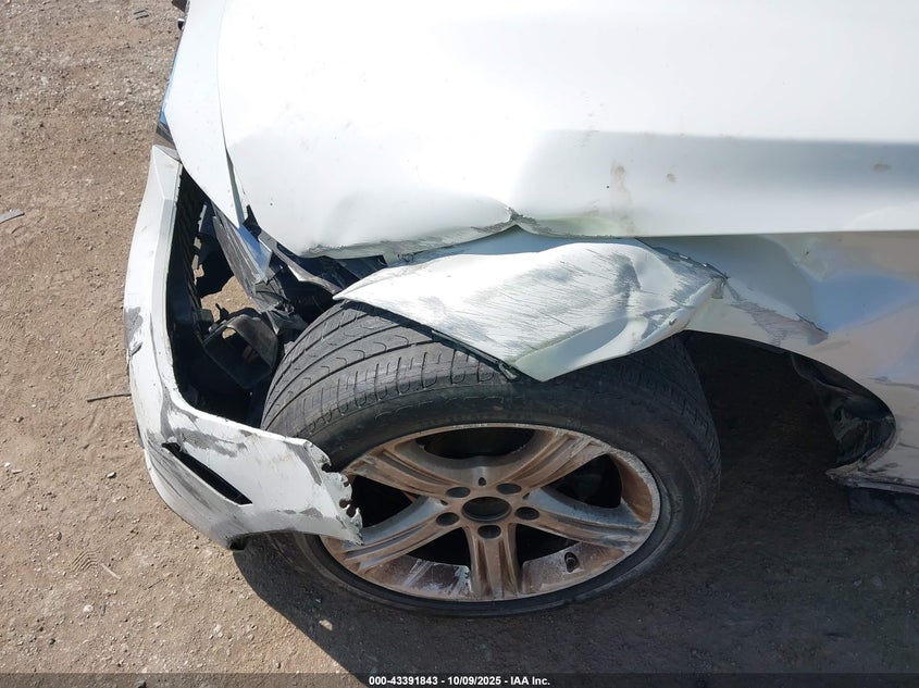 WBA3A5C56DF360016 2013 BMW 3ER photo no. 6