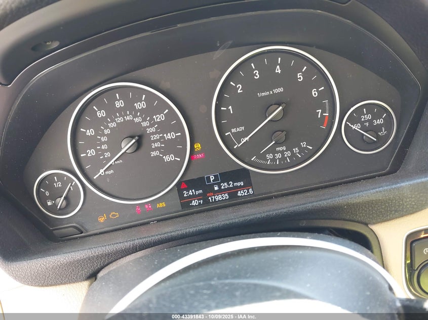 WBA3A5C56DF360016 2013 BMW 3ER photo no. 7