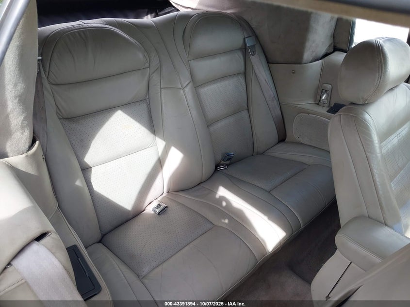 1996 Cadillac Eldorado Touring VIN: 1G6ET1296TU608331 Lot: 43391894