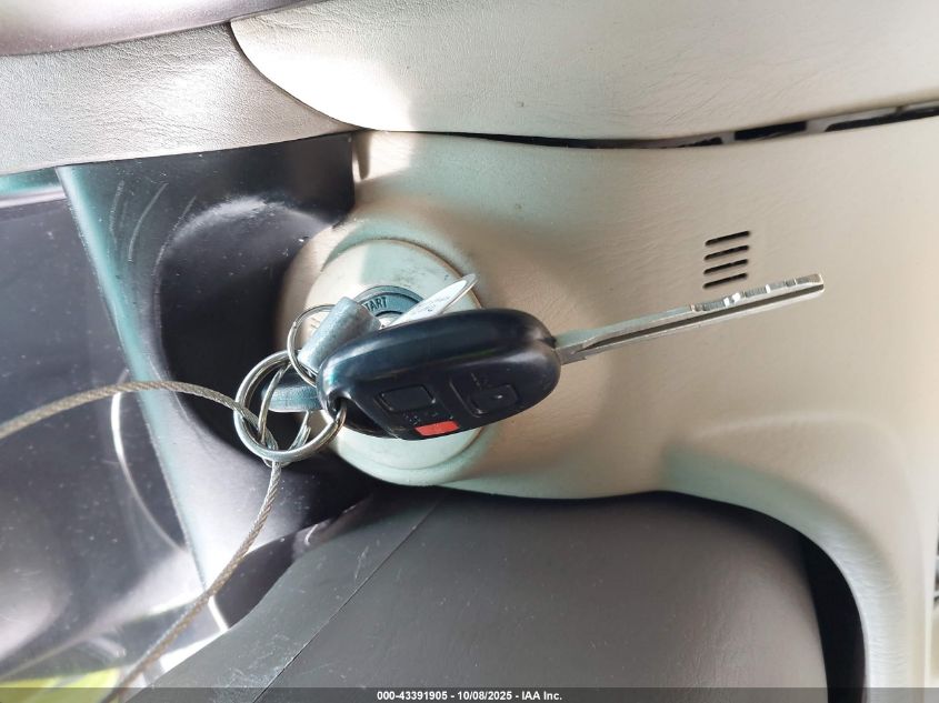 2005 Toyota Land Cruiser V8 VIN: JTEHT05J452080146 Lot: 43391905