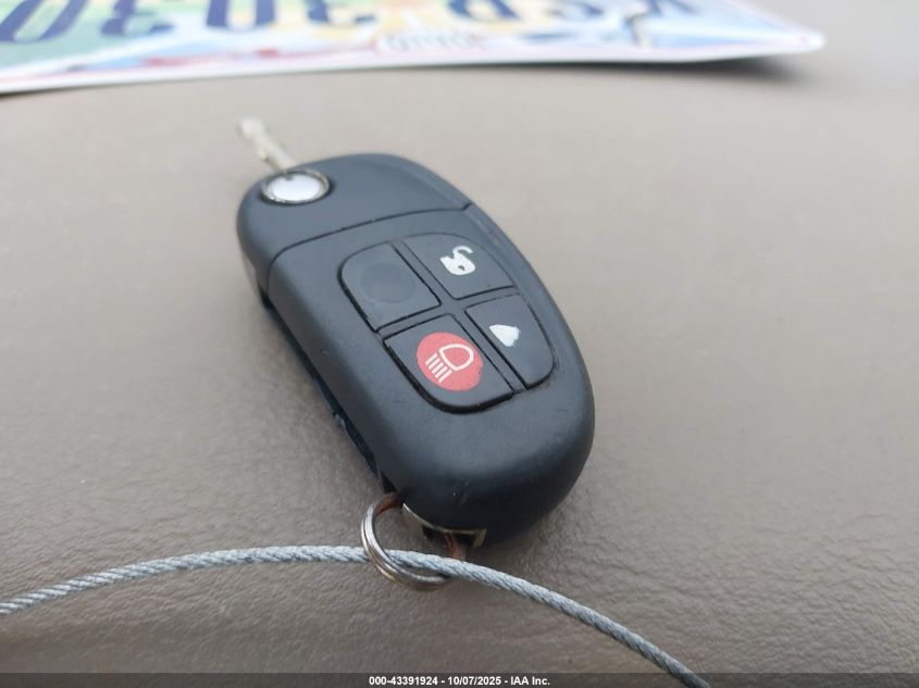 2002 Jaguar X-Type 2.5L VIN: SAJEA51D72XC23717 Lot: 43391924