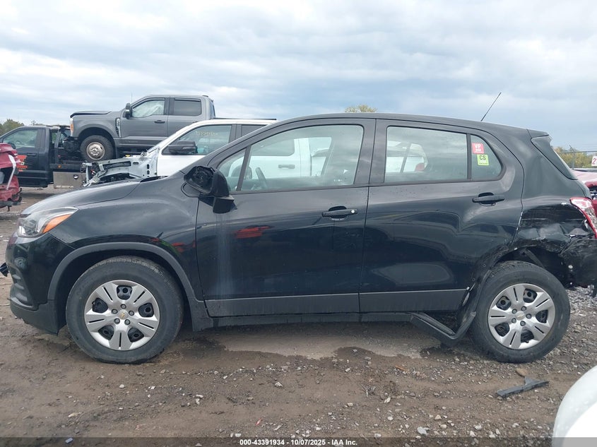 2017 CHEVROLET TRAX LS 3GNCJKSB8HL263556