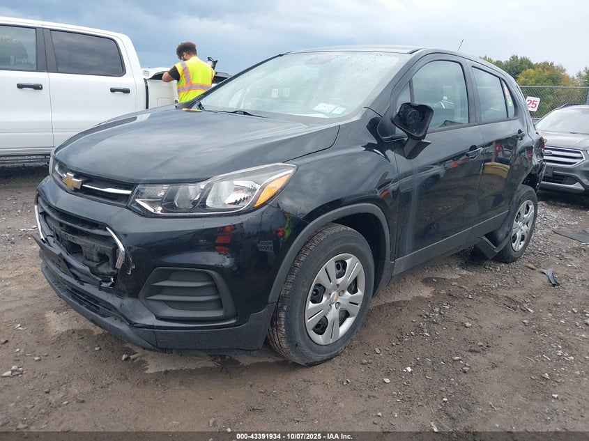 2017 CHEVROLET TRAX LS 3GNCJKSB8HL263556