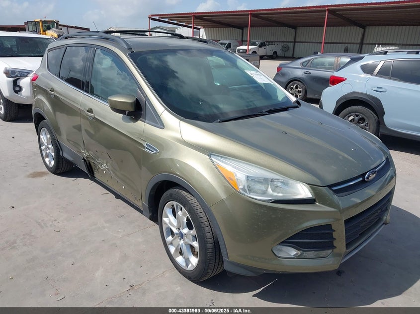 FORD ESCAPE SE