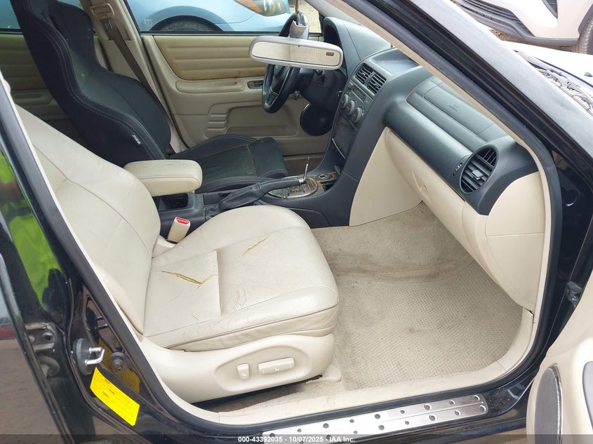 JTHBD192330067640 2003 LEXUS IS photo no. 5