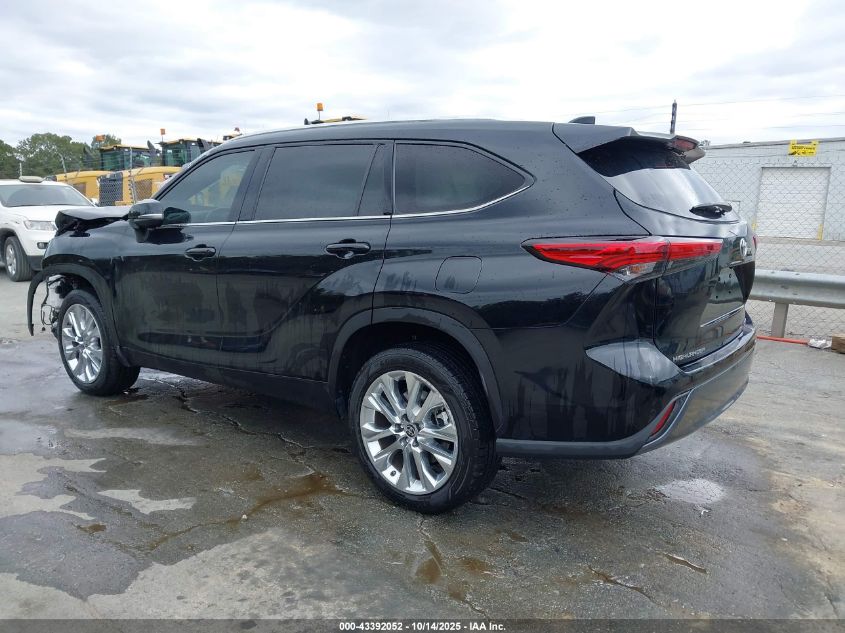 5TDYZRAH7MS533130 2021 TOYOTA HIGHLANDER photo no. 3