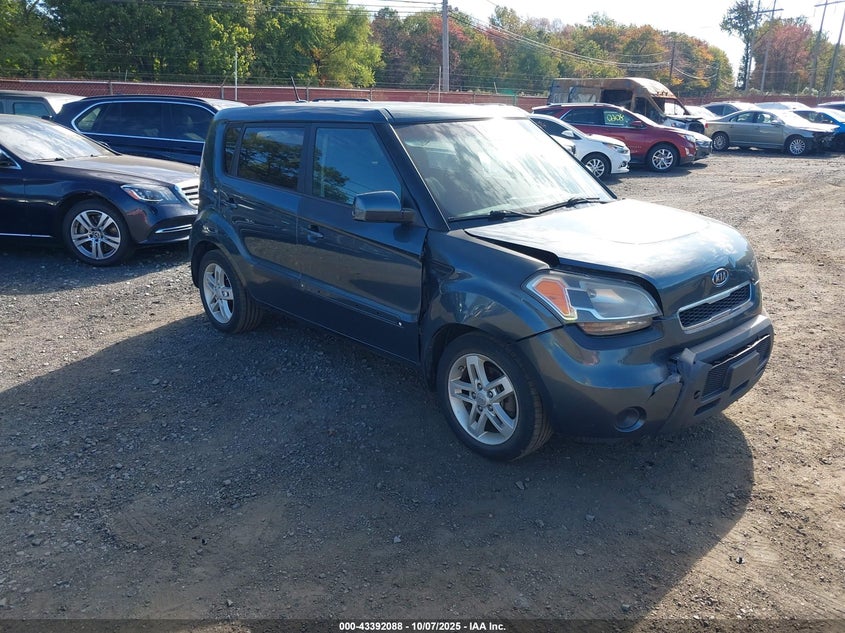 KIA SOUL +