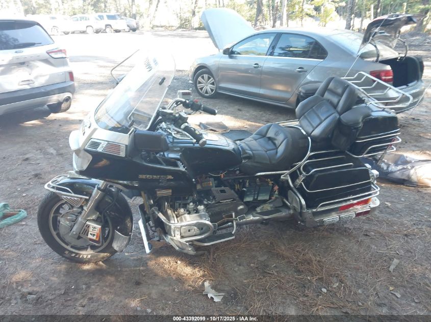 1984 Honda Gl1200 A VIN: 1HFSC1426EA020746 Lot: 43392099