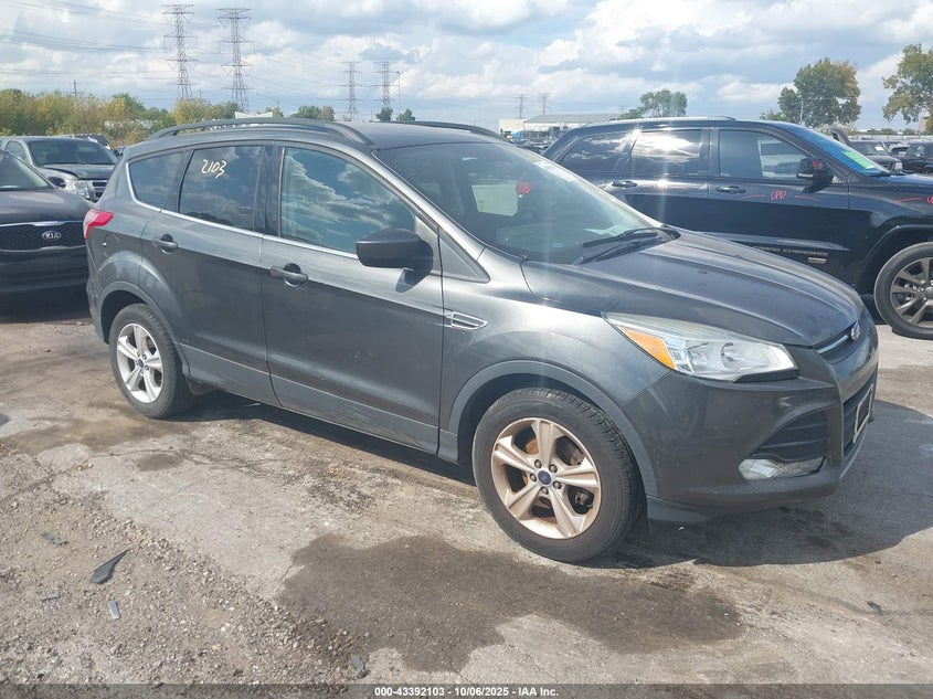 FORD ESCAPE SE