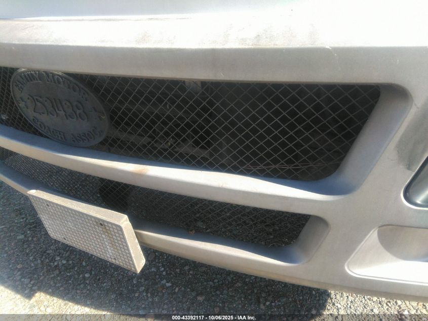 1999 Ford F550 Super Duty Stripped Chass VIN: 3FCNF53S7XJA17918 Lot: 43392117