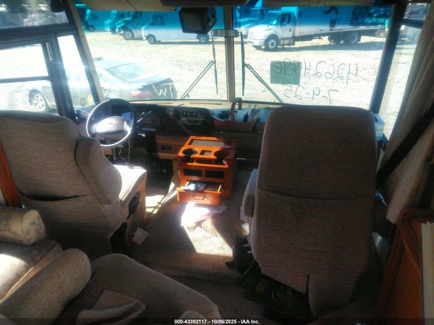 1999 Ford F550 Super Duty Stripped Chass VIN: 3FCNF53S7XJA17918 Lot: 43392117