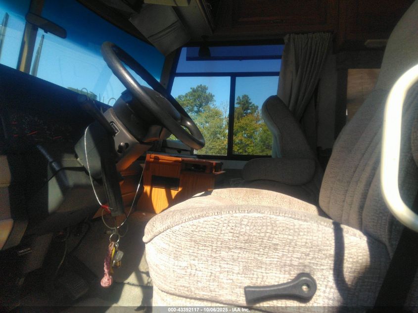 1999 Ford F550 Super Duty Stripped Chass VIN: 3FCNF53S7XJA17918 Lot: 43392117