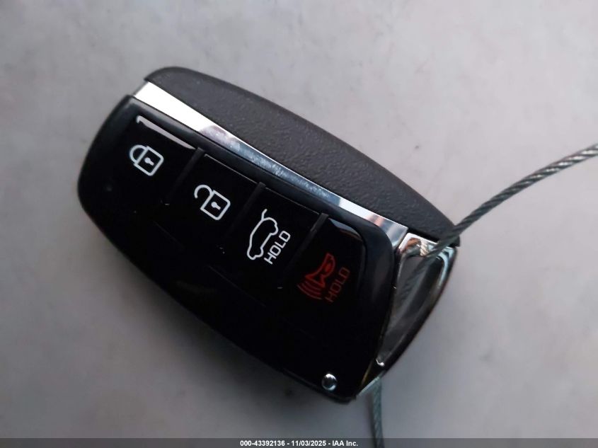 2015 Hyundai Genesis 3.8 VIN: KMHGN4JE9FU069316 Lot: 43392136