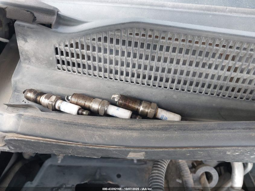 2014 Chevrolet Silverado 1500 2Lt VIN: 1GCVKREC3EZ282869 Lot: 43392165