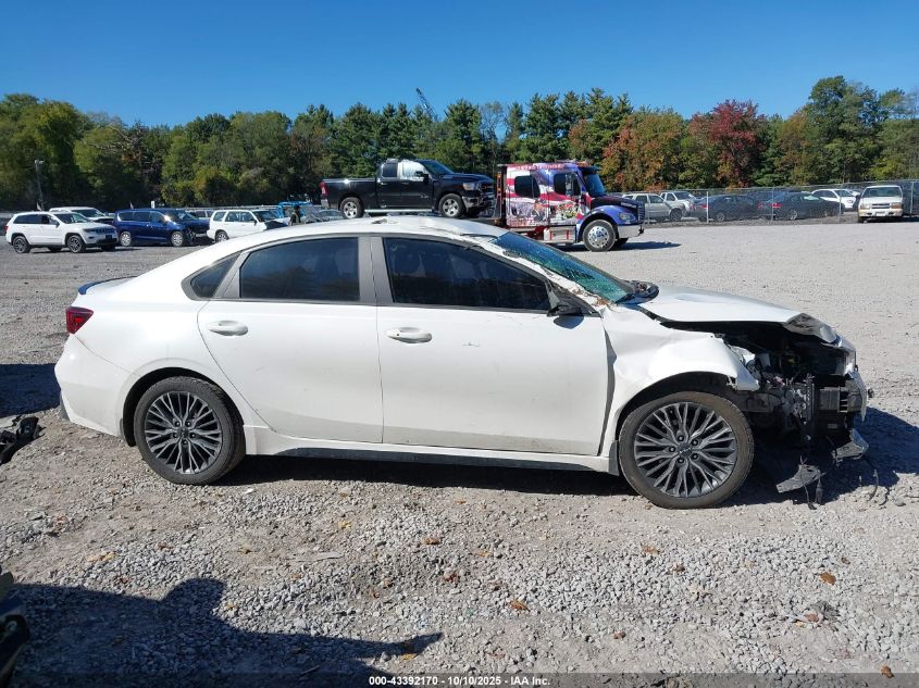 2023 Kia Forte Gt-Line VIN: 3KPF54AD2PE568630 Lot: 43392170