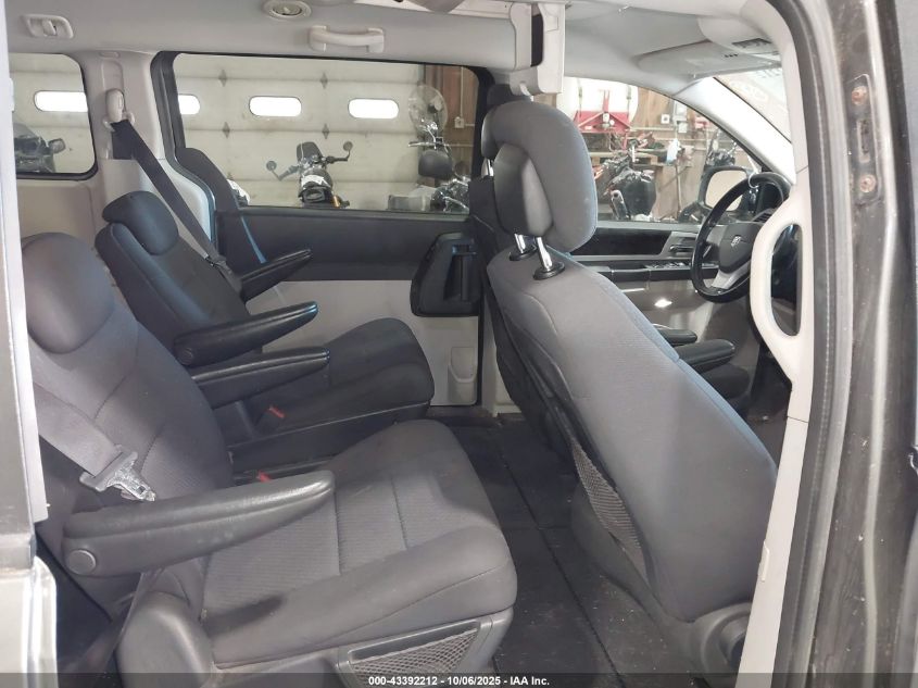 2010 Dodge Grand Caravan Sxt VIN: 2D4RN5D14AR375635 Lot: 43392212