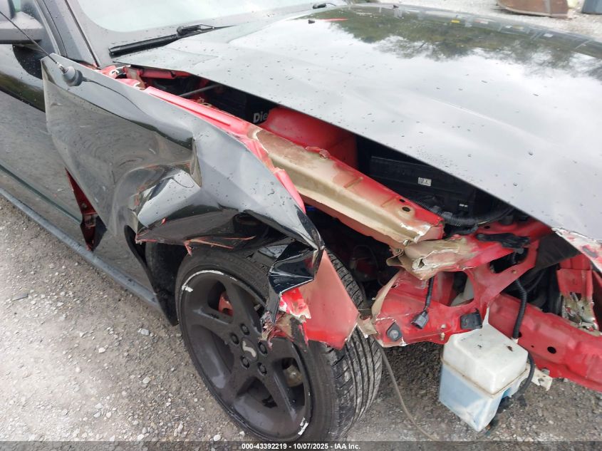 2005 Ford Mustang V6 Deluxe/V6 Premium VIN: 1ZVFT80N255154941 Lot: 43392219