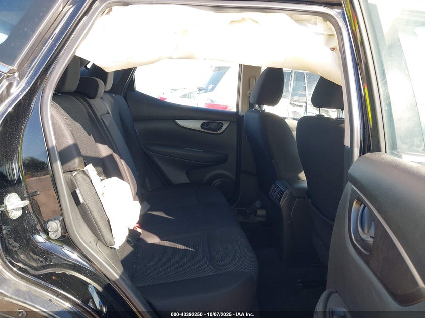 2020 Nissan Rogue Sport S Fwd Xtronic Cvt VIN: JN1BJ1CV9LW550790 Lot: 43392250