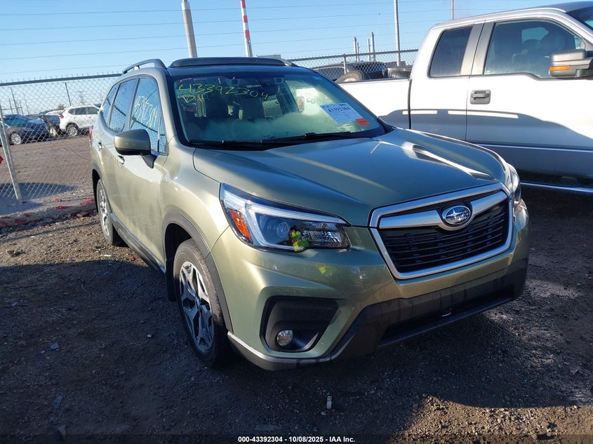 SUBARU FORESTER PREMIUM