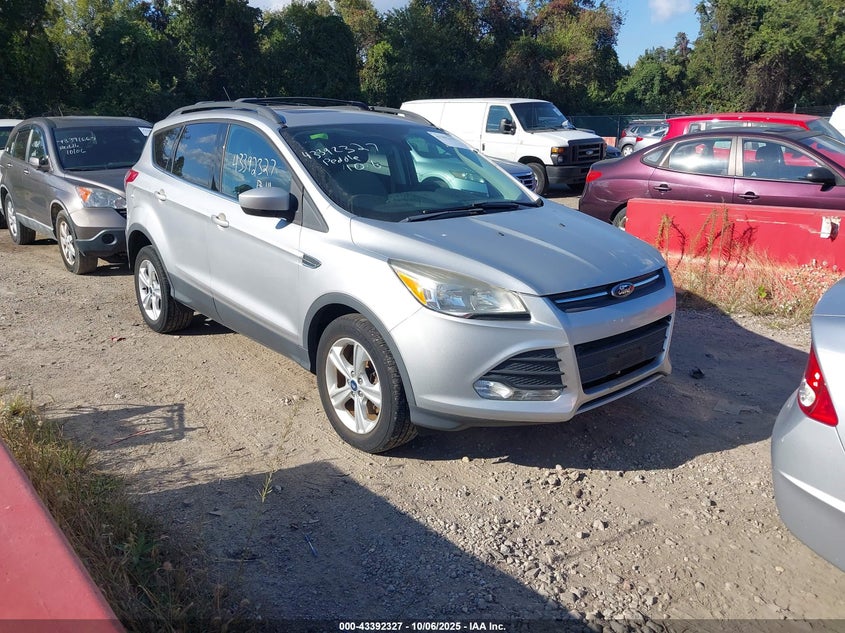 FORD ESCAPE SE