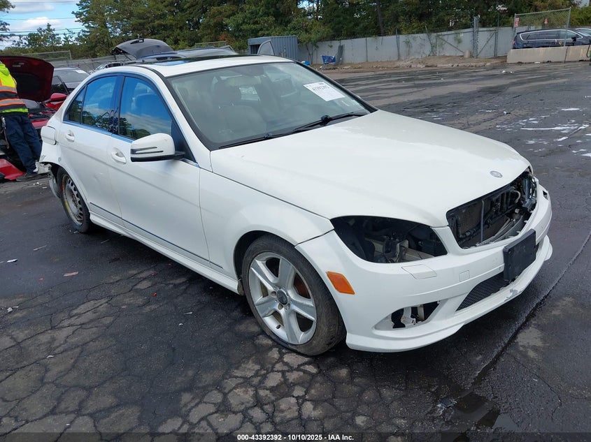 MERCEDES-BENZ C-CLASS LUXURY 4MATIC/SPORT 4MATIC
