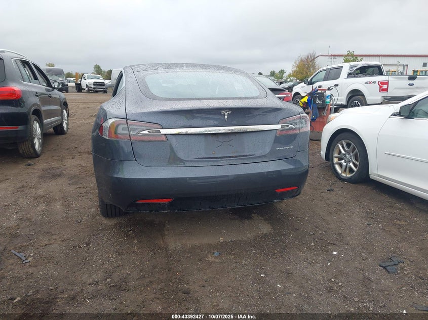 2020 Tesla Model S Long Range Dual Motor All-Wheel Drive/Long Range Plus Dual Motor All-Wheel Drive VIN: 5YJSA1E22LF359636 Lot: 43392427