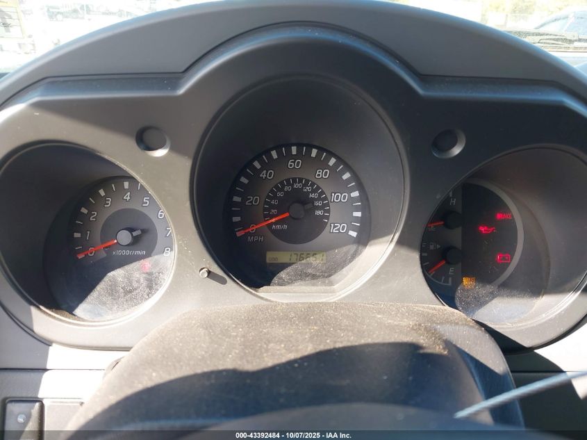 2002 Nissan Xterra Xe VIN: 5N1ED28Y92C595220 Lot: 43392484