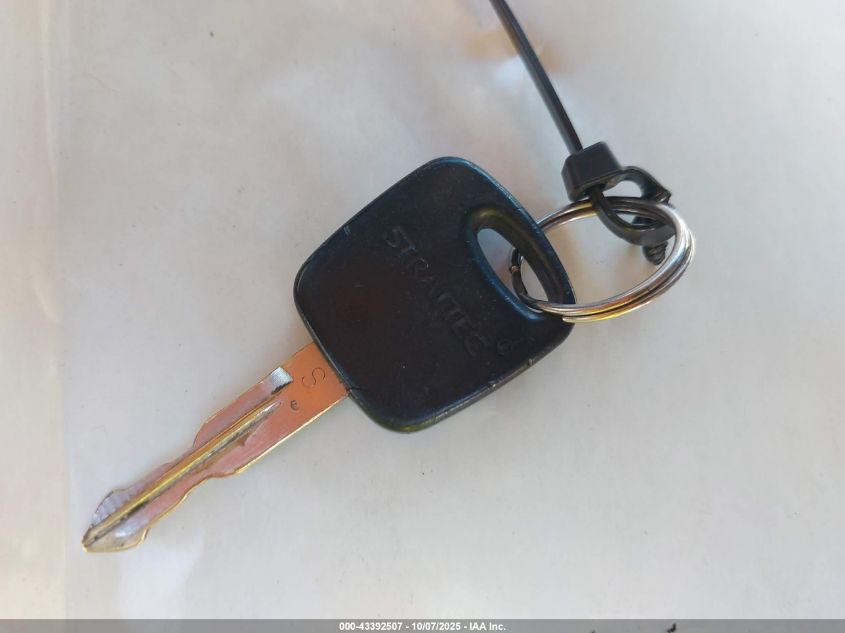 2000 Ford Excursion Xlt VIN: 1FMNU40SXYEC79017 Lot: 43392507