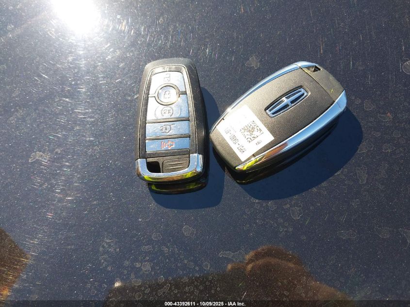 2020 Lincoln Nautilus Reserve VIN: 2LMPJ8K99LBL30356 Lot: 43392611