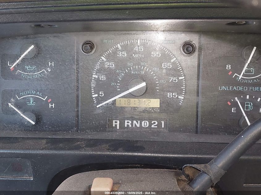 1994 Ford Econoline E150 Van VIN: 1FDEE14YXRHB98125 Lot: 43392650