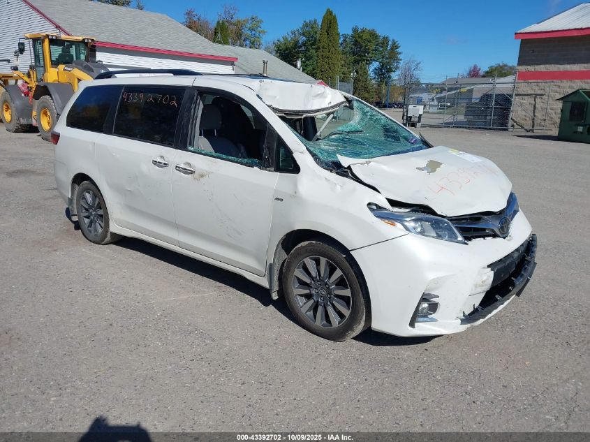 TOYOTA SIENNA XLE 7-PASSENGER