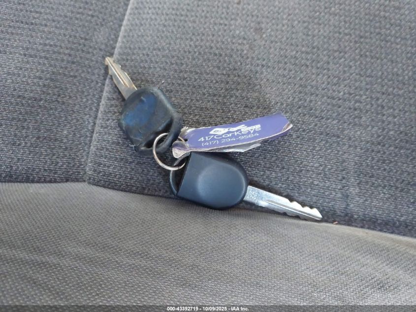 2002 Ford Taurus Se VIN: 1FAFP53U52G230621 Lot: 43392719