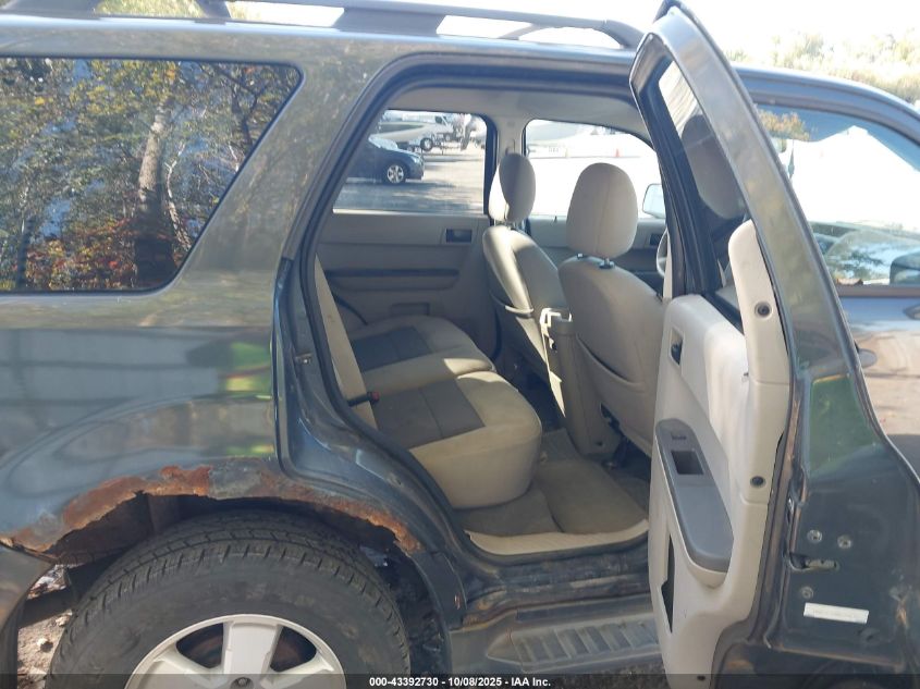 2008 Ford Escape Xlt VIN: 1FMCU93158KC04119 Lot: 43392730