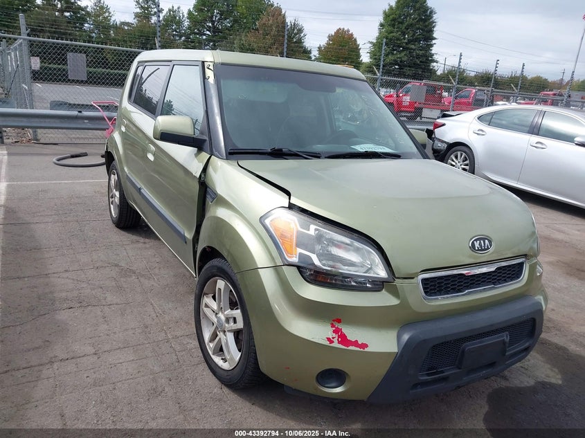 KIA SOUL +