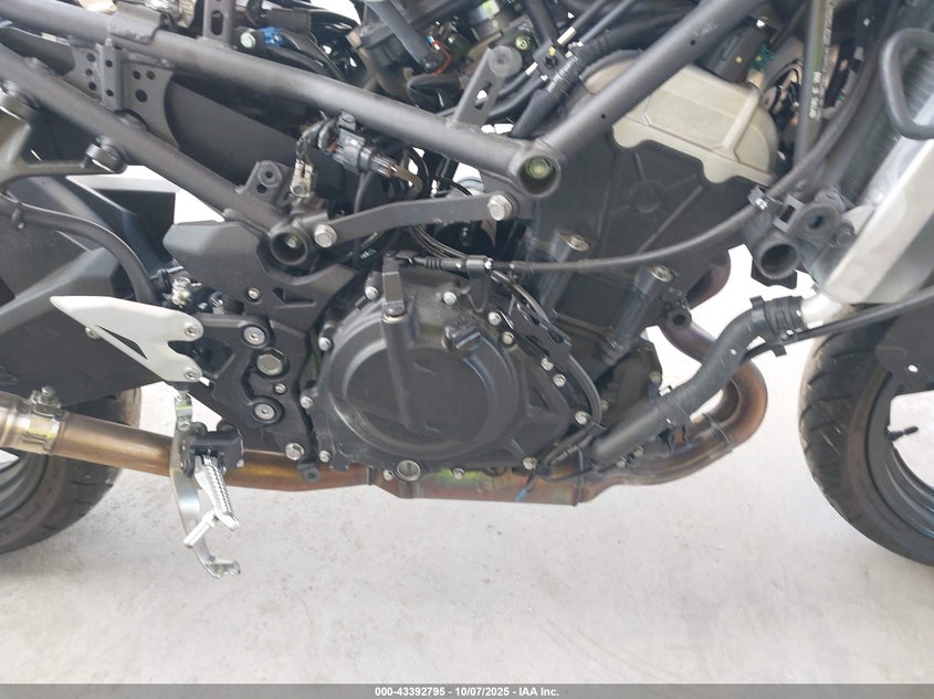 2025 Kawasaki Ex500 VIN: ML5EXGG10SDA67523 Lot: 43392795