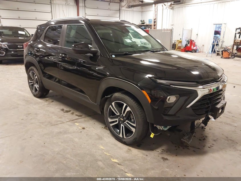 CHEVROLET TRAILBLAZER FWD LT