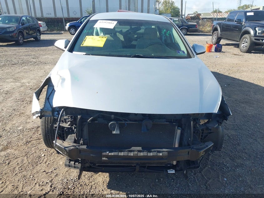 2017 HYUNDAI SONATA SE - 5NPE24AF6HH480988