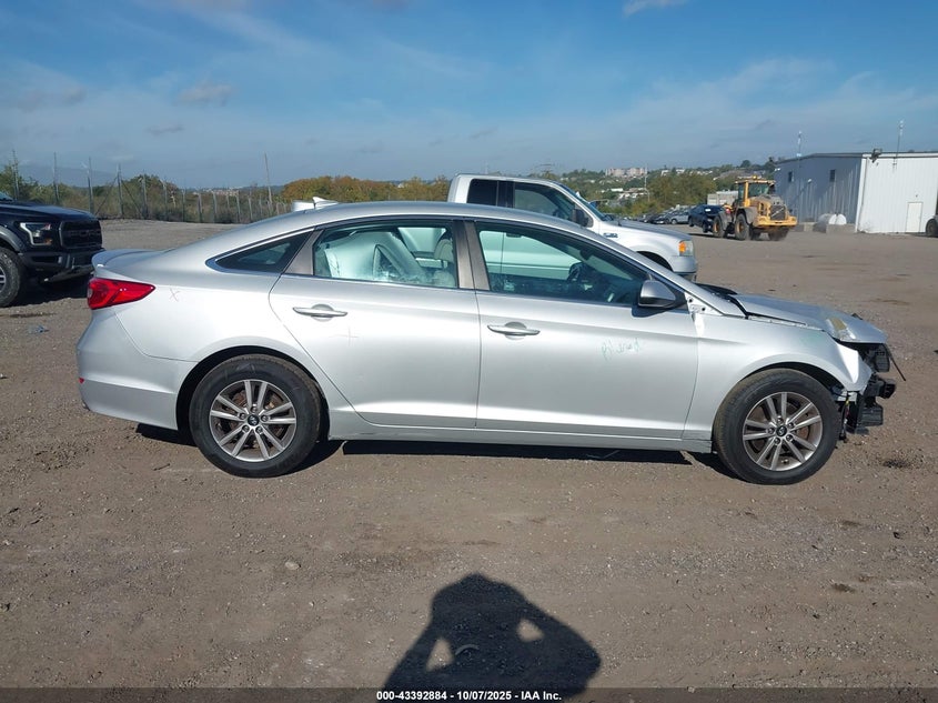 2017 HYUNDAI SONATA SE - 5NPE24AF6HH480988