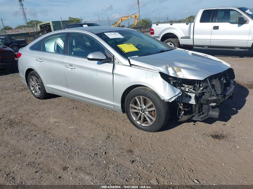 2017 HYUNDAI SONATA SE - 5NPE24AF6HH480988