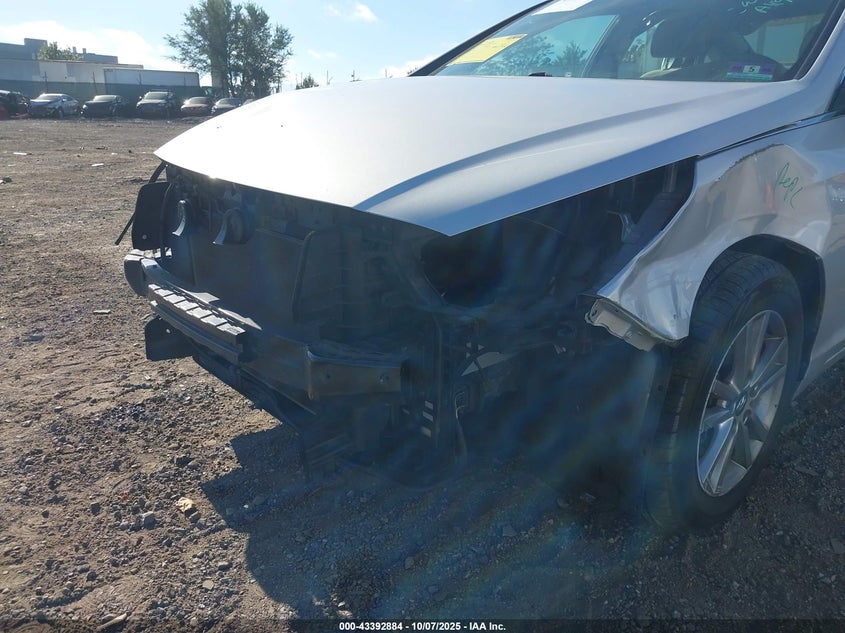 2017 HYUNDAI SONATA SE - 5NPE24AF6HH480988