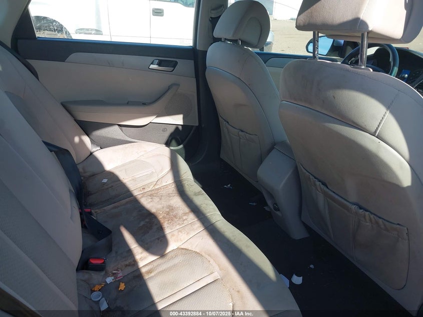 2017 HYUNDAI SONATA SE - 5NPE24AF6HH480988