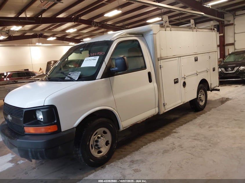 1GBHG31UX71158615 2007 CHEVROLET EXPRESS photo no. 2