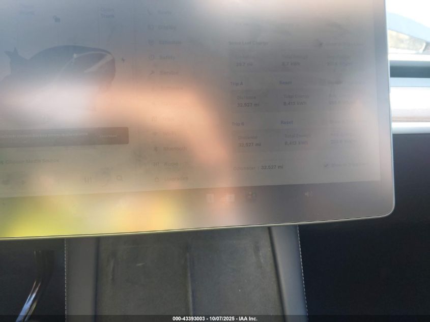 2023 Tesla Model Y Awd/Long Range Dual Motor All-Wheel Drive VIN: 7SAYGDEE7PA200282 Lot: 43393003